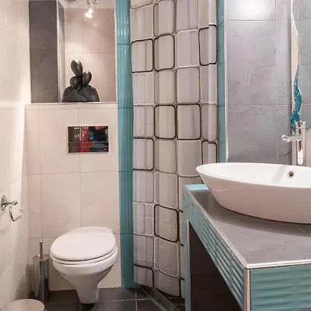 Thess Puzzle Apartman Szaloniki