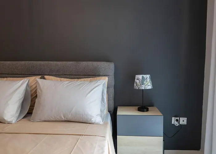 Thess Puzzle Apartment